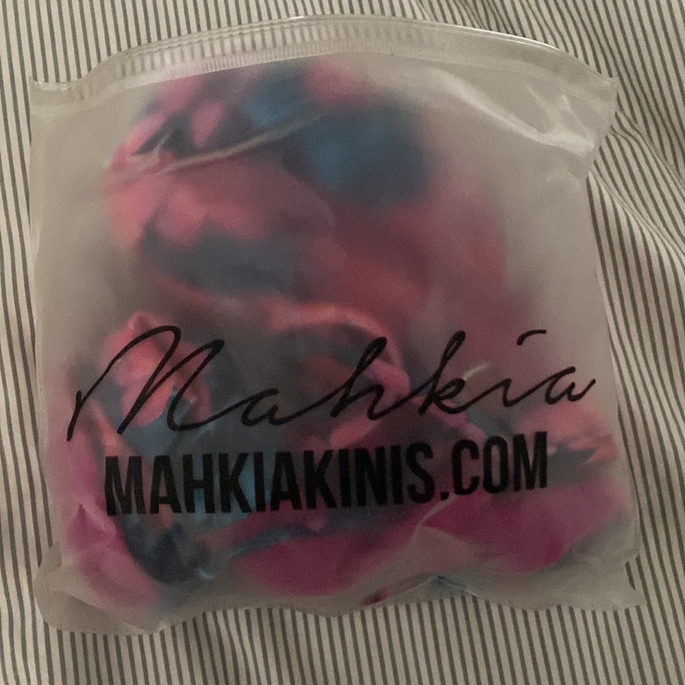 Mahkia kinis bikini - Picture 7 of 7